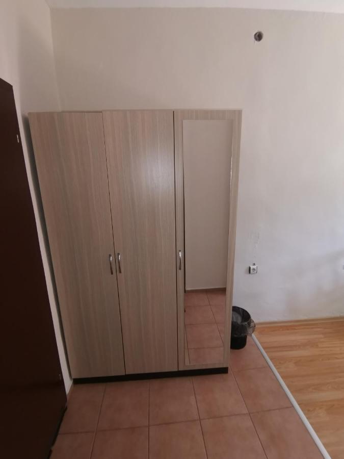 Kazlarov Guest House キテン エクステリア 写真